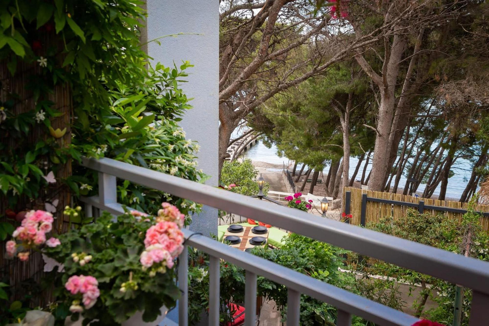 Beachfront Apartment Romilda Makarska Extérieur photo