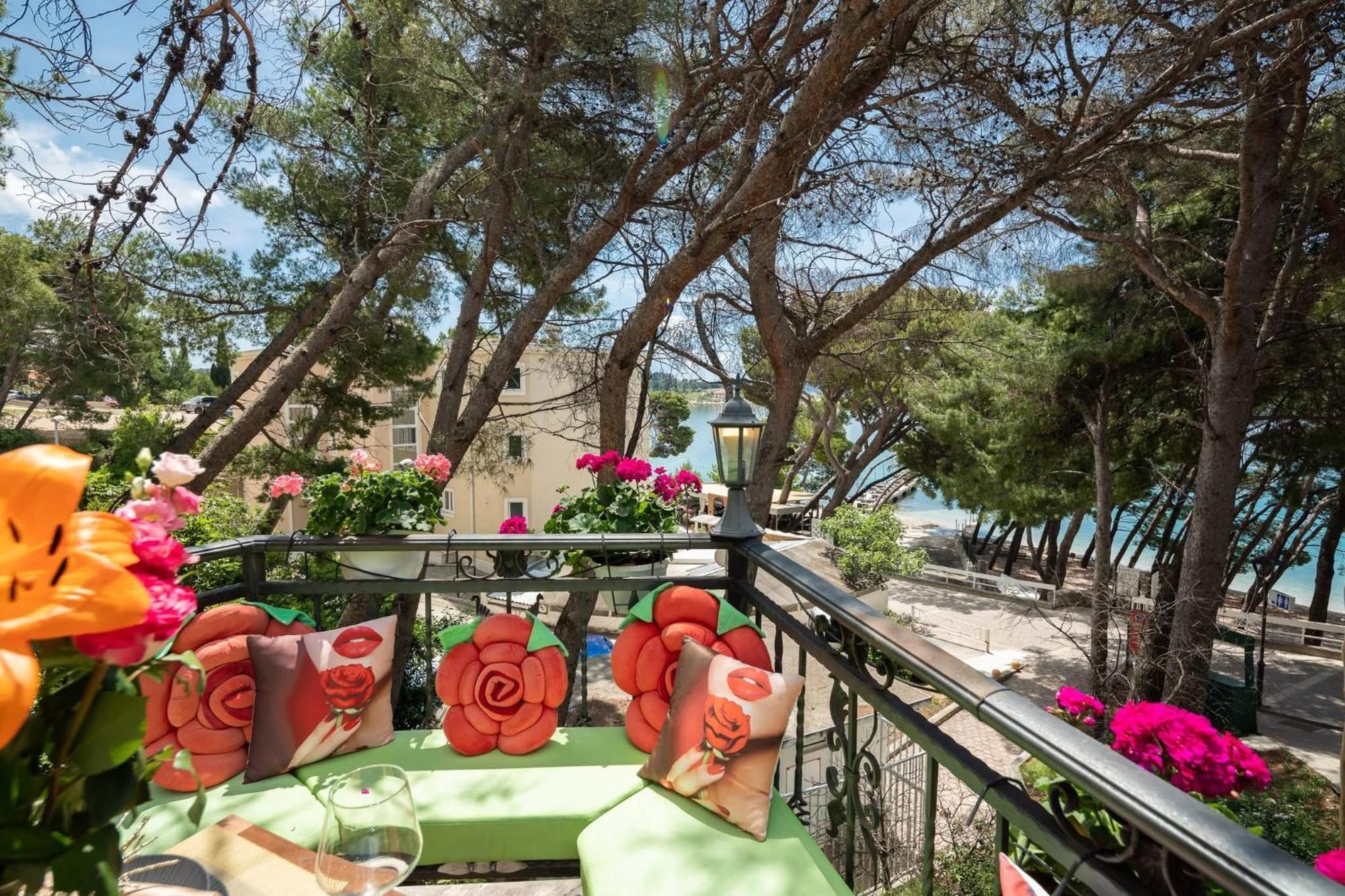 Beachfront Apartment Romilda Makarska Extérieur photo